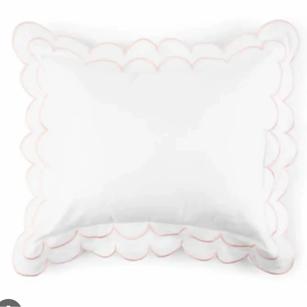 Pippen House Pillow Sham Case Scalloped Preppy Southern Twin Cotton Pink Girl
